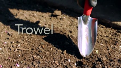 Garden Tool Guides - How to Use a Trowel