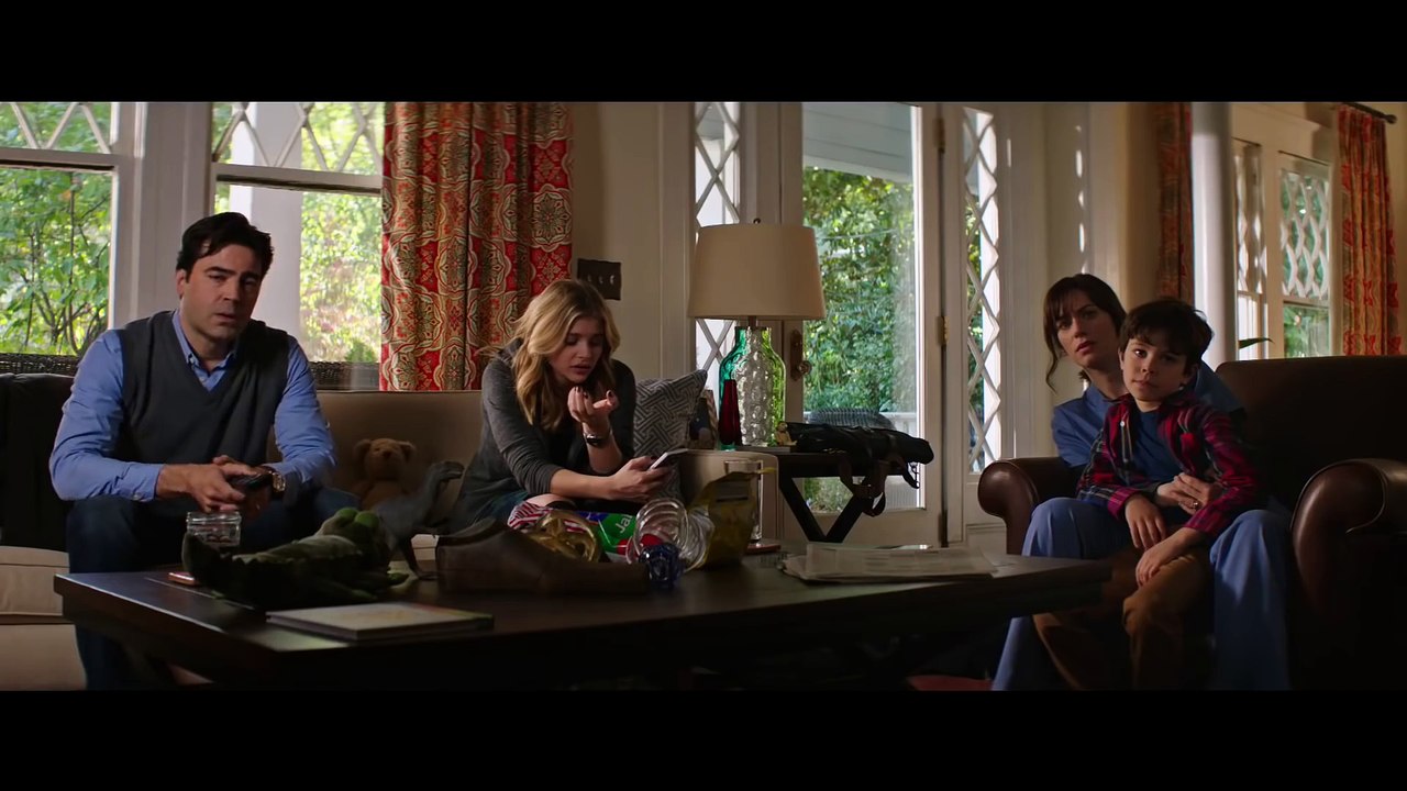 The 5th Wave - Official Movie Trailer (2016)   Chloë Grace Moretz, Matthew Zuk