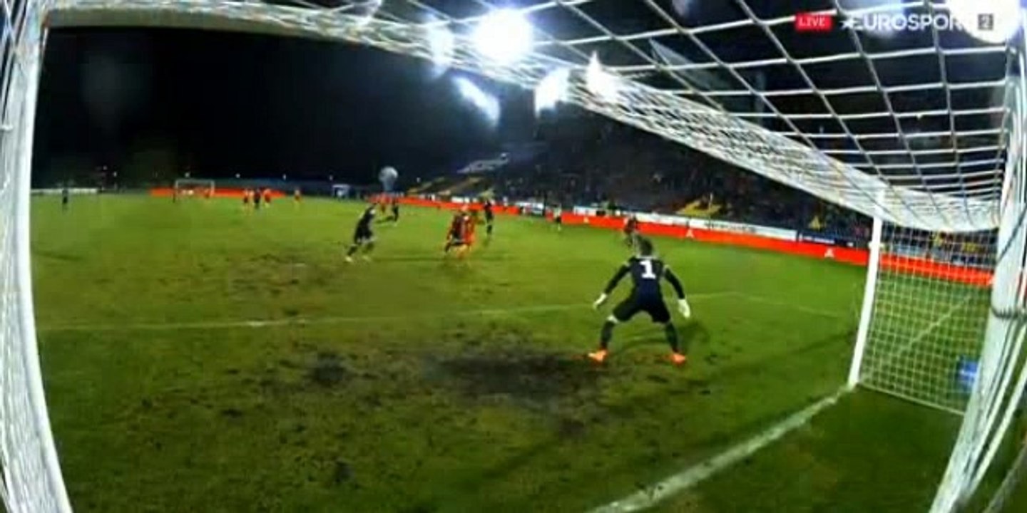 Lopez Cabrera A. -  Pogon Szczecin	0-2	Korona Kielce - 15.02.2016