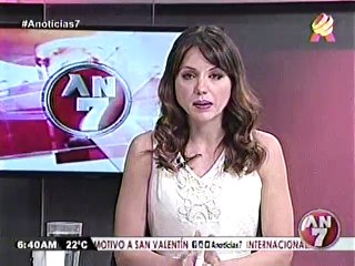 Militar impide que dos choferes se maten a machetazos.