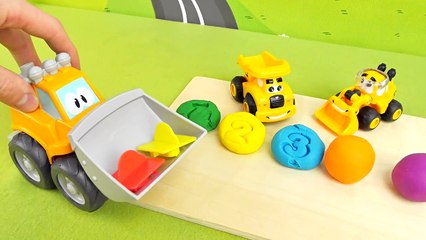 Машинки строители Самосвал Гарри и Погрузчик Рэнди - Играем с пластилином Play Doh