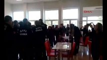 Eskişehir Anadolu Üniversitesi'nde Öğrencilerle Özel Güvenlik Görevlileri Arasında Afiş Arbedesi Ek2