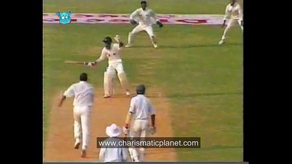 Kenny Benjamin Brutal Bouncer to Vinod Kambli