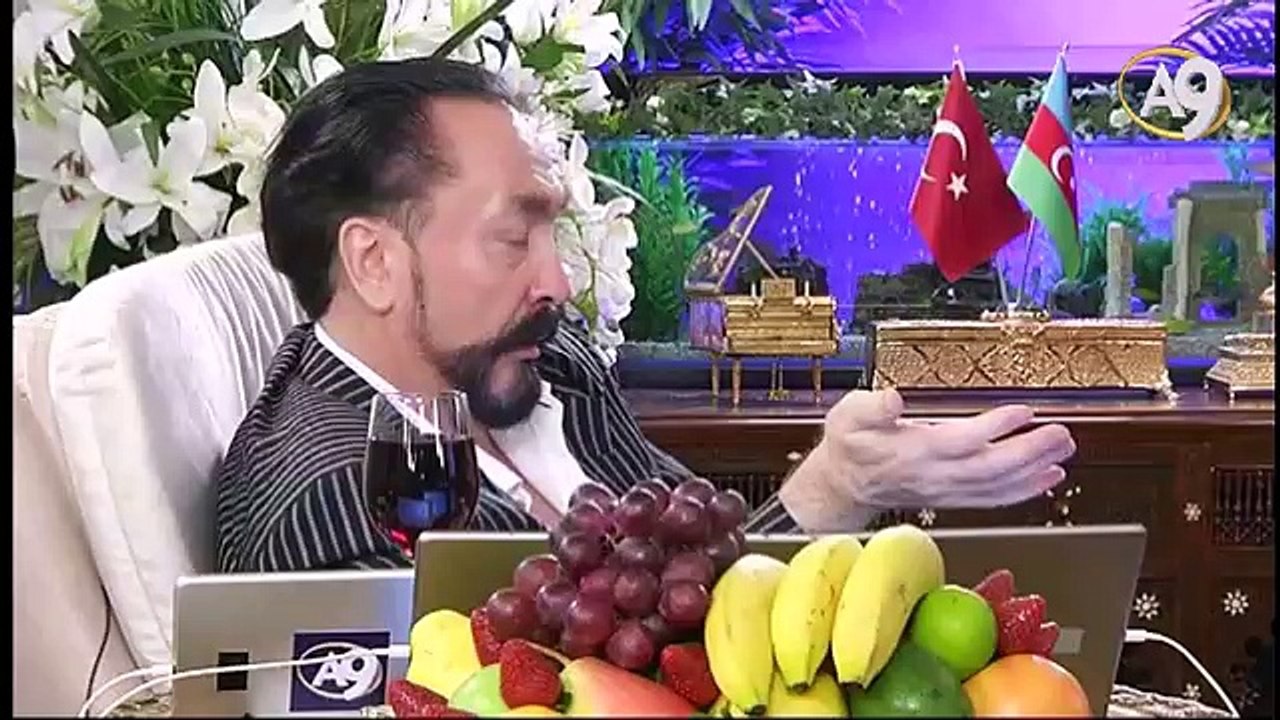 Adnan Oktar ayet ve hadislerle münafıkların karakter özelliklerini anlatıyor-5