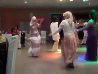 Türbanlı Oynarsa Böyle Oynar