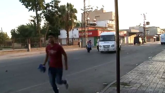 Adana sokakları savaş alanına döndü