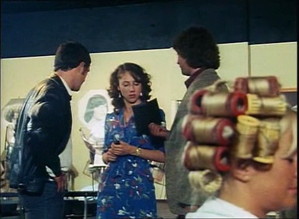 The Professionals - 4x03 - Fugitive
