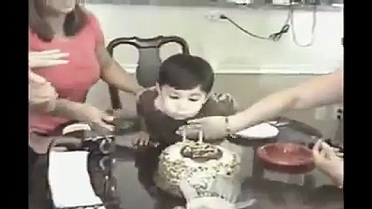 this litlle guy is in  hurry