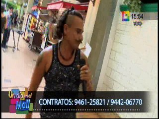 Ximena Hoyos presentando a JCastrillon