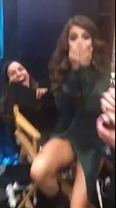 HD- Taylor-Selena's Reaction to Bad Blood -Best Music Video- Grammy win -