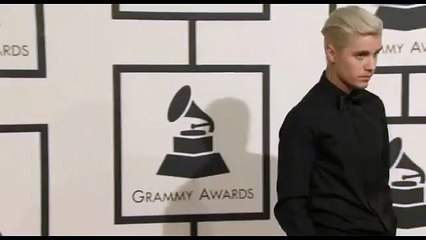 Justin Bieber At The Red Carpet - Grammy Awards 2016 -
