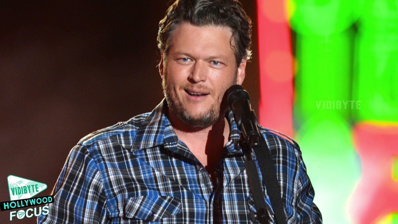 Gwen Stefani Sits On Blake Shelton’s Lap At Pre-Grammys Party