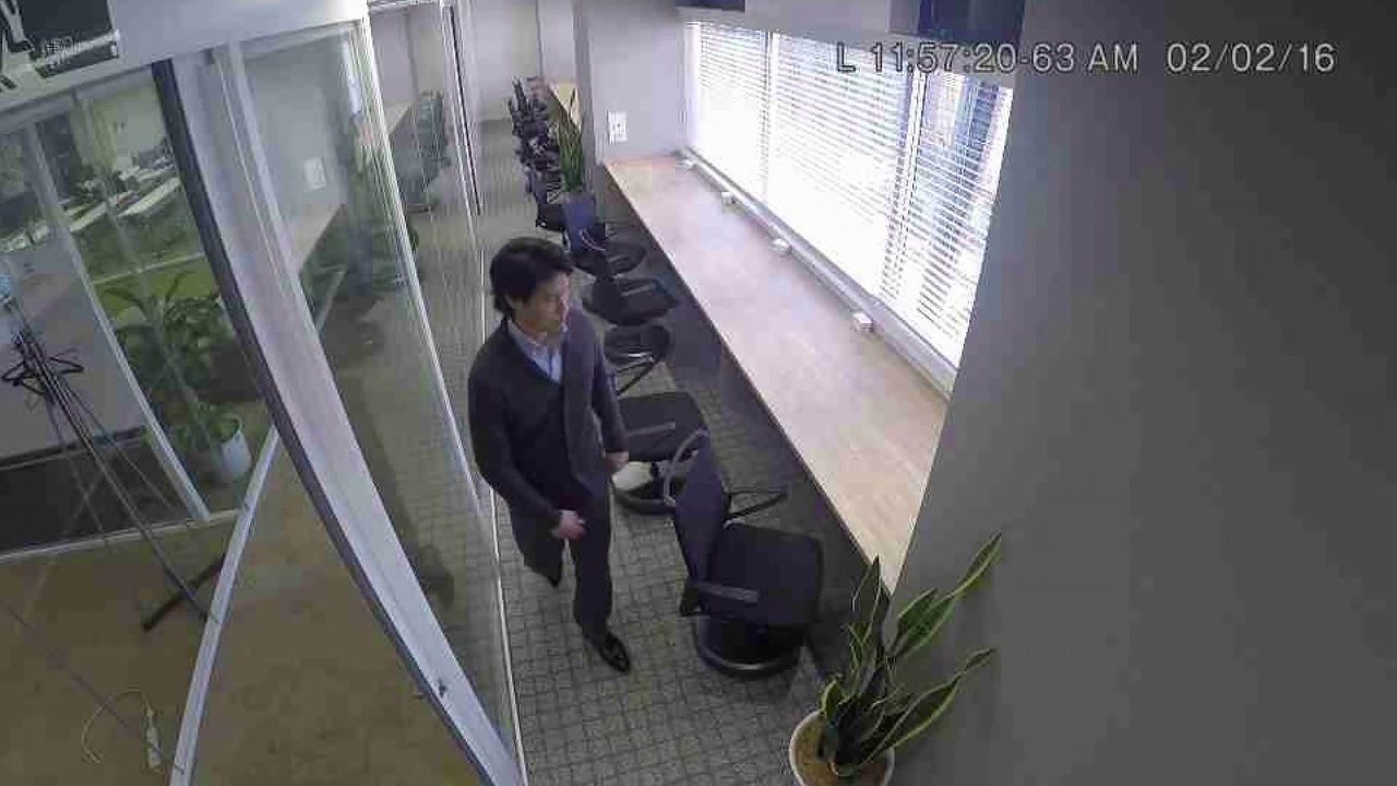 Des chaises qui se rangent toutes seules - inspiré par Nissan et son mode Self-parking