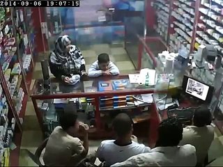 _محاولة سرقة صيدلية , ومواجهة السارقة__