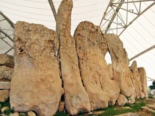 MNAJDRA Y HAGAR QIM (MALTA)