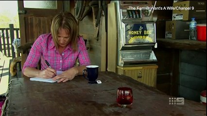 Karen decides it's time to say goodbye to farmer Lance _ Daily Mail Online