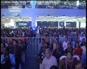 Narendra Modi Quoting Dr APJ ABduL KaLam Among the Presence of 15,000 INDIANS in MaLaysia