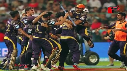 Poonam Pandey s Seductive Dance