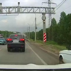 Kestirme Yoldan Gidicem Derken Uçurumdan Yuvarlandı !