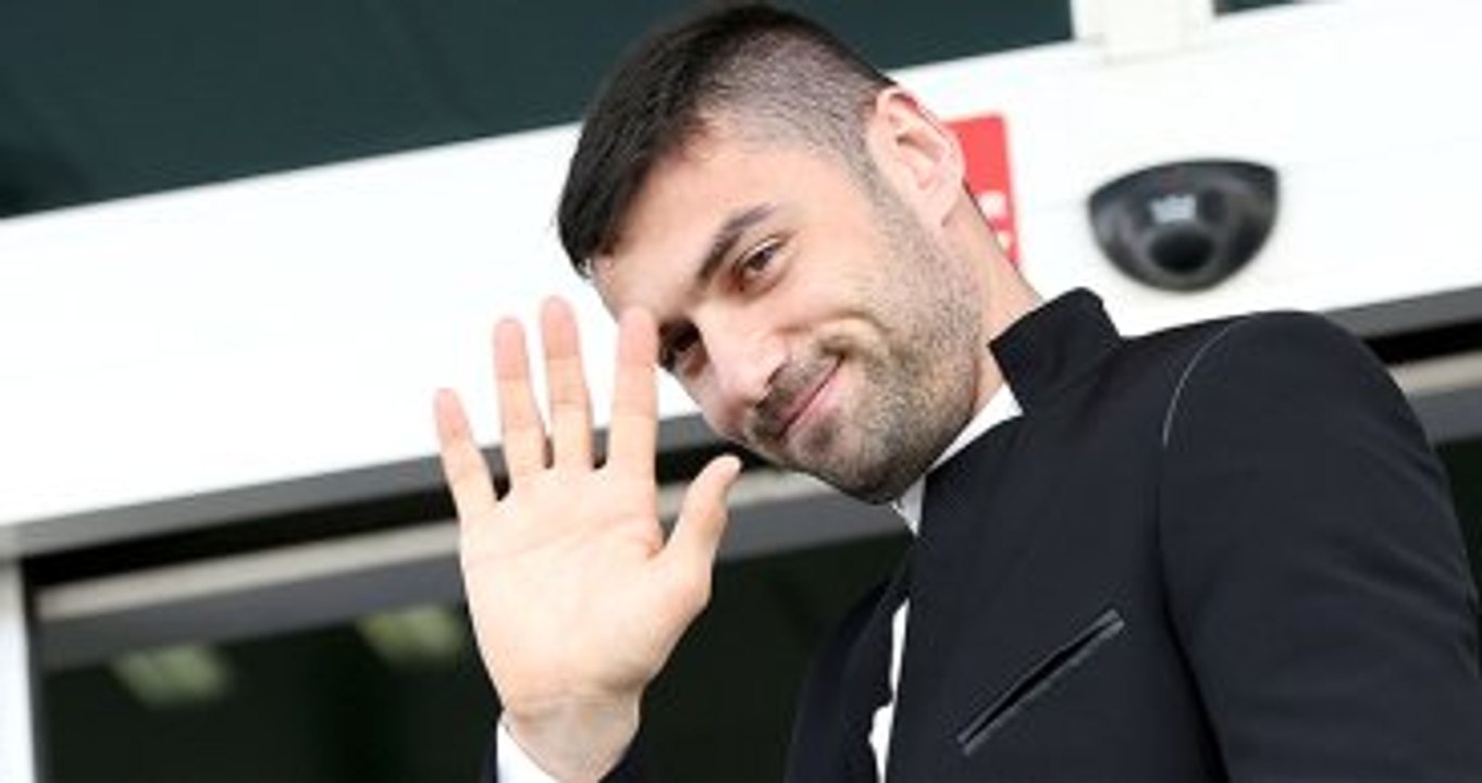 Abdurrahim Albayrak, Burak Yılmaz'ın Sert Konuşmasını Engelledi