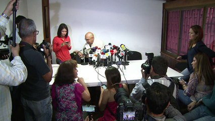 Venezuela: oposição busca via legal para tirar Maduro