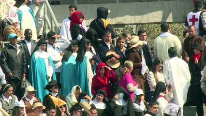 Curas mexicanos reciben llamado papal para enfrentar violencia