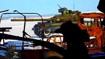 Донецк аэропорт Танк ДНР ведет огонь / Donetsk airport: Tank is firing