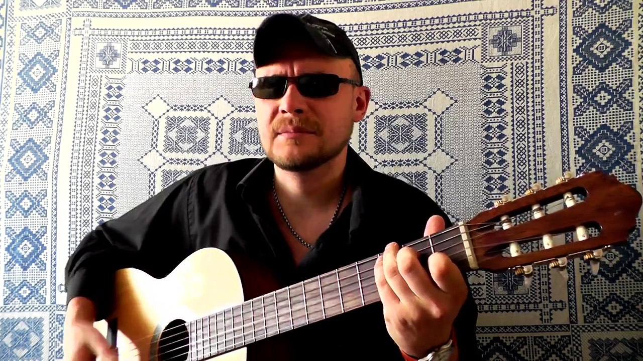 Сергей Сумской - ИЖ'ак (ПЕСНЯ ПОД ГИТАРУ, ПОЕТ АВТОР ПЕСНИ)