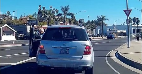 Road Rager Gets Some Instant Karma