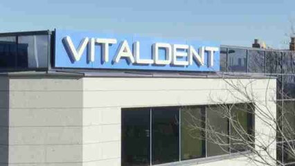 Detenciones y registros en Vitaldent por delitos fiscales
