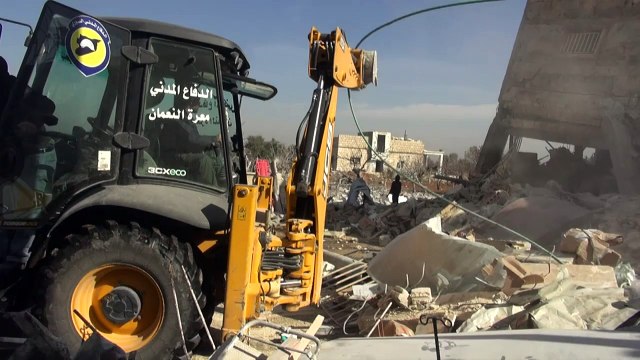 Ataques a hospitais e escola matam 50 civis na Síria