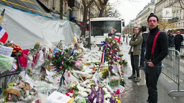 Eagles of Death Metal frontman says everybody has to have guns after Bataclan attack