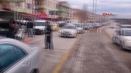 Gölbaşı Polisi, Anne ile Kızın Ölümüne Neden Olan Otomobili Arıyor