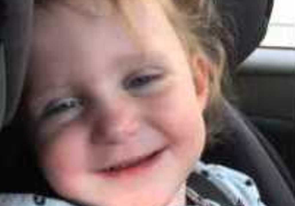 Little Kid Tries to Say 'Sparkling', but It Comes Out All Wrong