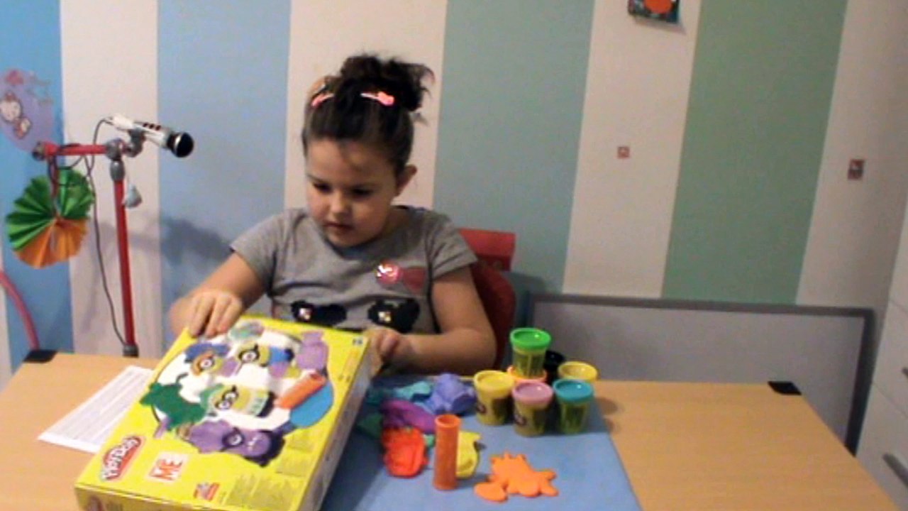 Play doh Minions kneten mit Anisa