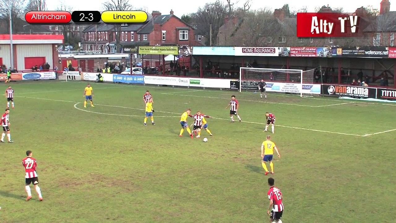 Altrincham Equalise from Keeper Keepy-Uppy Failure