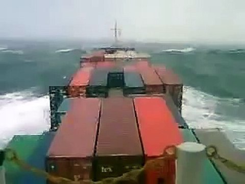 Идеальный Шторм 12 баллов в океане