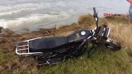 Gönen - Motosikletiyle Derede Kaybolan Genç Aranıyor
