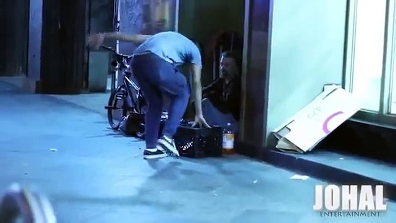 Rich VS Poor Social Experiment - Public Prank - Best Pranks of 2016