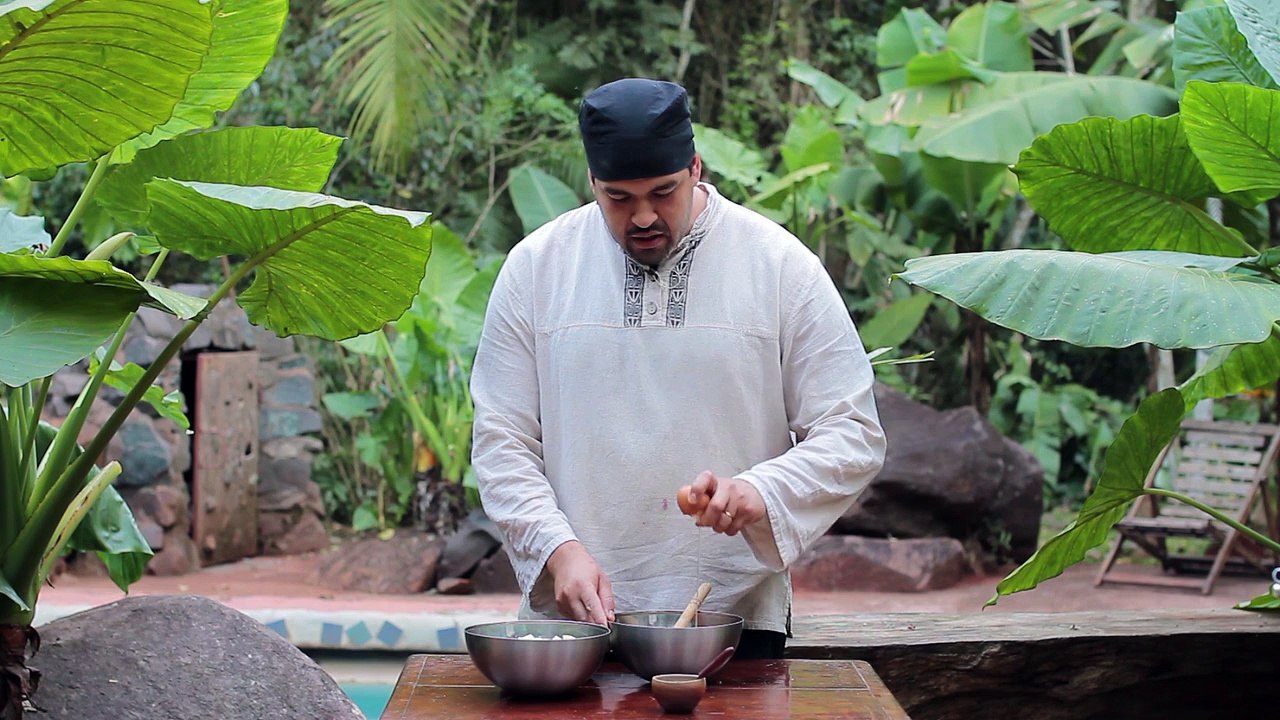 Bioguía TV - Turismo sustentable - Receta de ChipaGuazú en Reserva Yacutinga