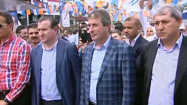 Hamsi şöleninde vatandaş hamsiye doydu