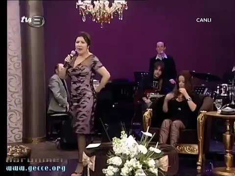 doga rutkay siyah çorap bacaklar