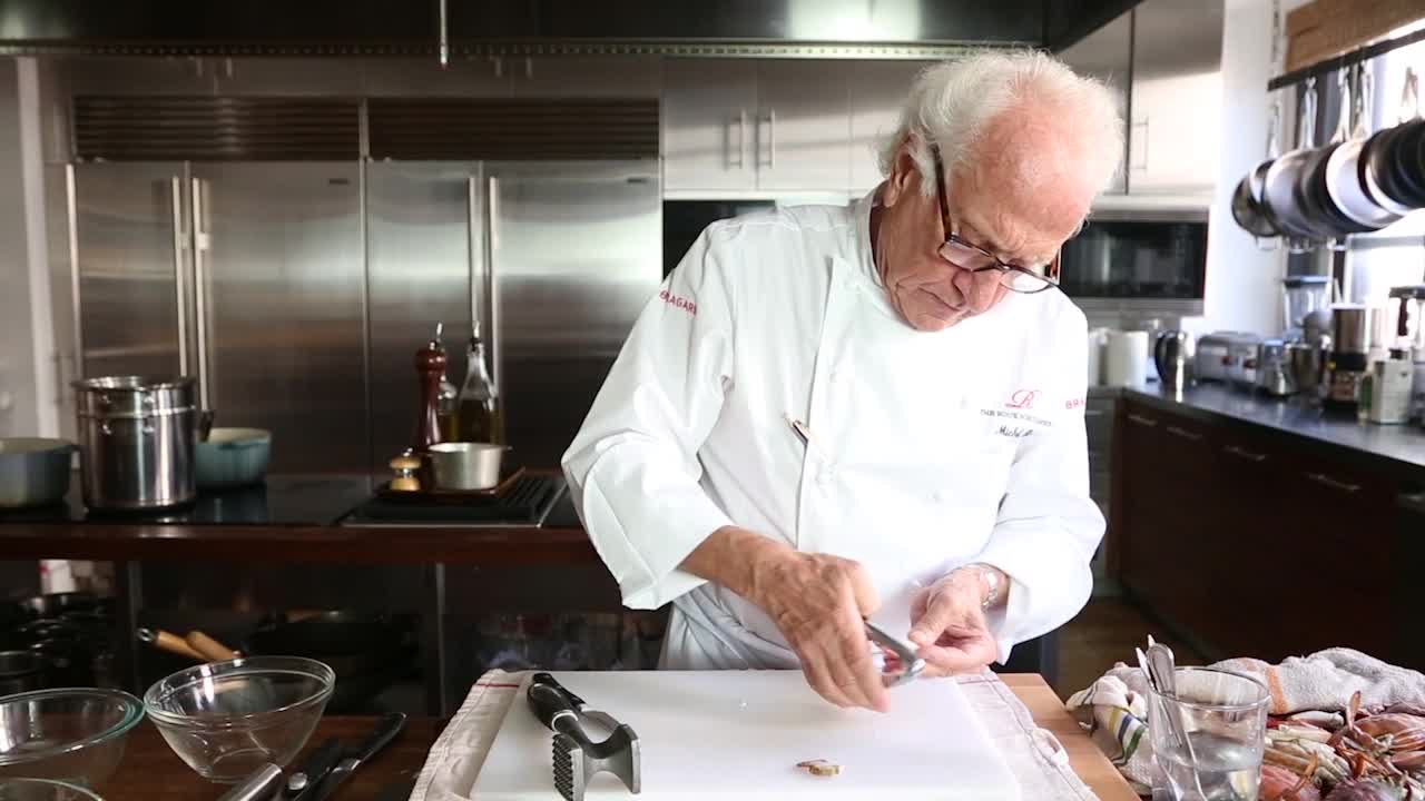 Michel Roux Makes Scrambled Eggs with Crab