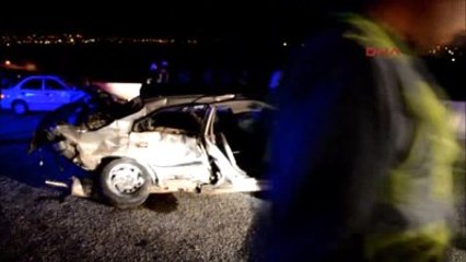 Milas İki Otomobil Çarpıştı: 1 Ölü, 2 Yaralı