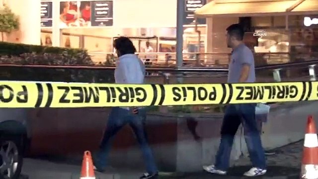 Avcılar'da bir alışveriş merkezi silahla tarandı