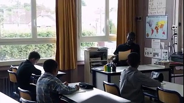 SEAR LUI MEME - Leçon de Piano (Clip Officiel)