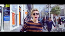 Calum - Hey Babe (Videoclip Oficial)