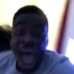 Serge Aurier Crazy Celebration After Cavani Goal - PSG 2-1 Chelsea - Champions League - 16.02.2016