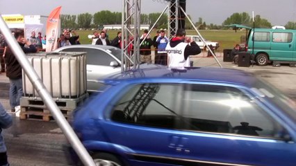 Audi A4 3.0 Biturbo Vs. Citroen Saxo VTS