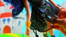 New Evie and Carlos Doll Set from Disney Descendants Movie Toy Review. DisneyToysFan.
